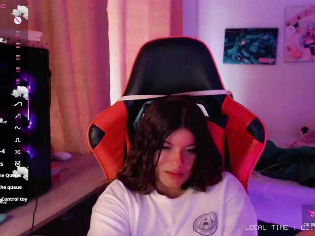 Sweet-emily1's BongaCams show and profile