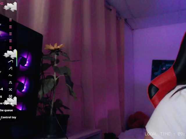Sweet-emily1's BongaCams show and profile