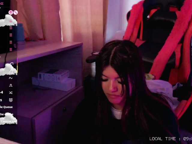 Sweet-emily1's BongaCams show and profile