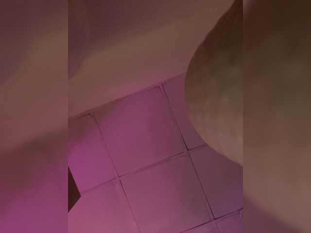 Sweet-emily1's BongaCams show and profile