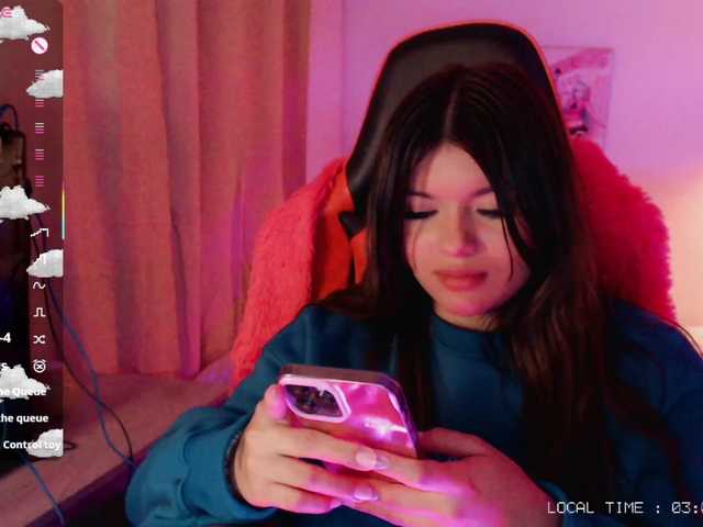 Sweet-emily1's BongaCams show and profile