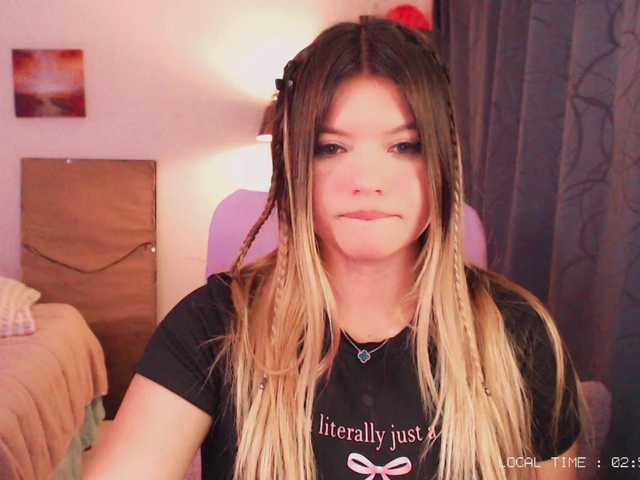 Sweet-emily1's BongaCams show and profile