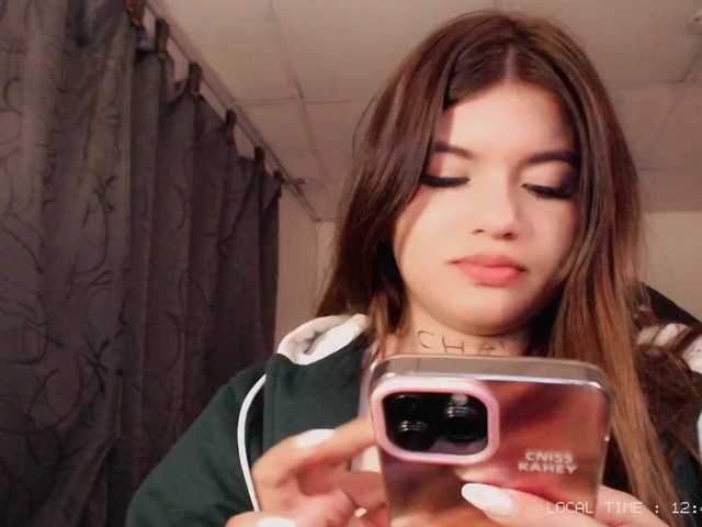 Sweet-emily1's BongaCams show and profile