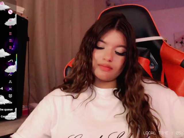 Sweet-emily1's BongaCams show and profile