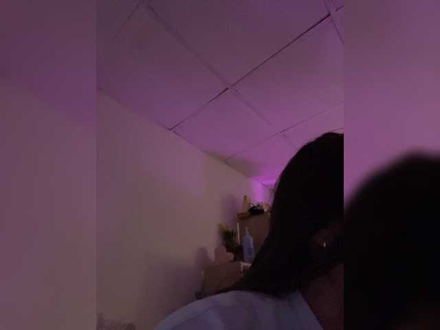 Sweet-emily1's BongaCams show and profile