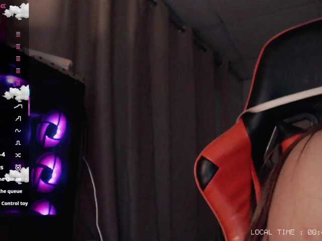 Sweet-emily1's BongaCams show and profile