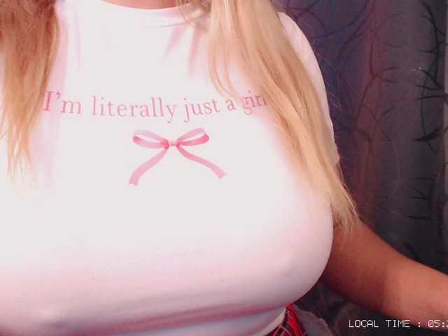 Sweet-emily1's BongaCams show and profile