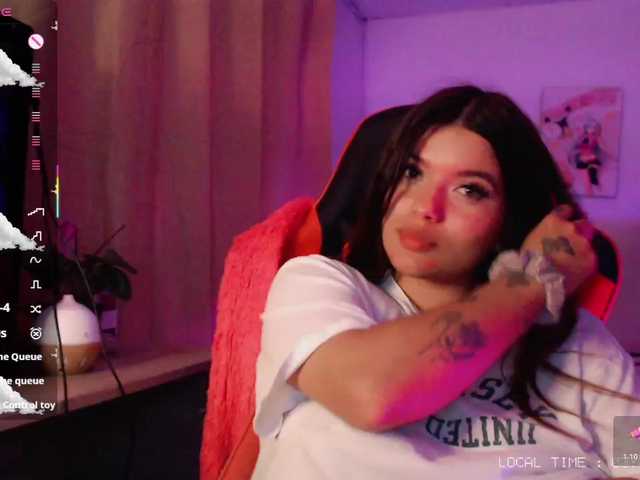 Sweet-emily1's BongaCams show and profile