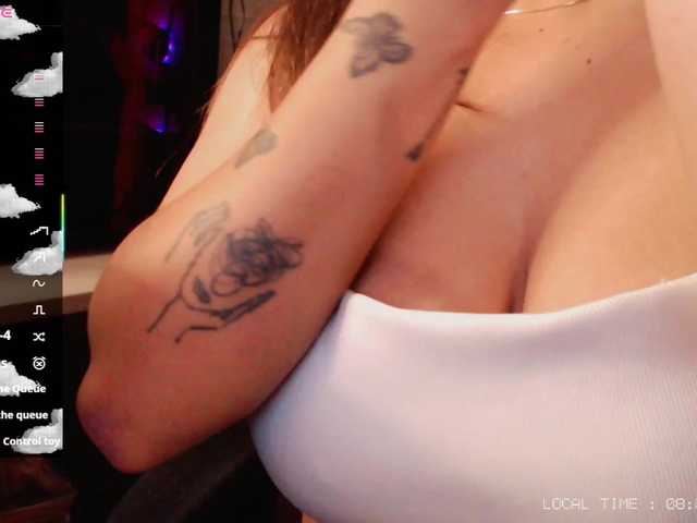 Sweet-emily1's BongaCams show and profile