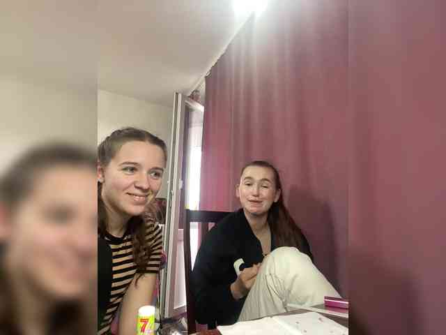 Sexygirlsem webcam