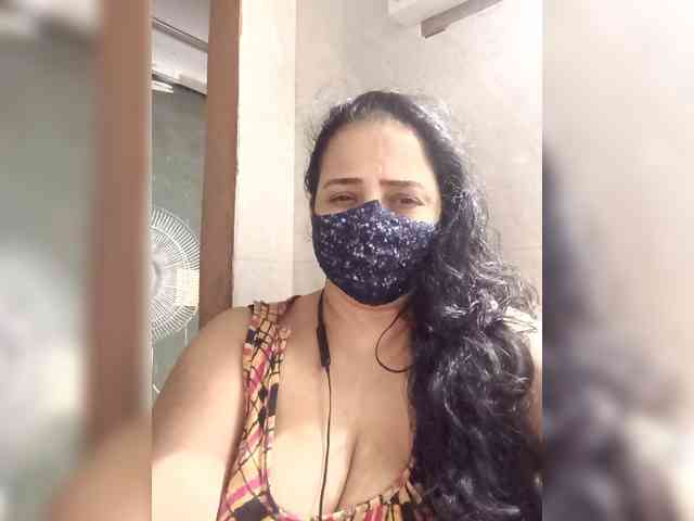 IndianEsha webcam