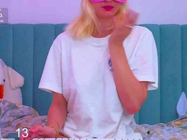 Angelina_1 webcam