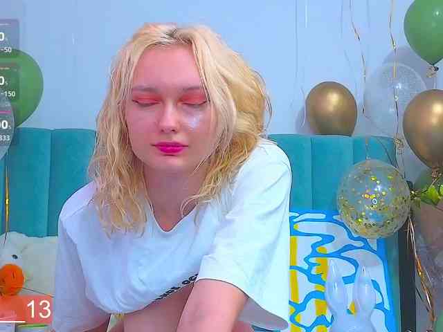 Angelina_1 webcam
