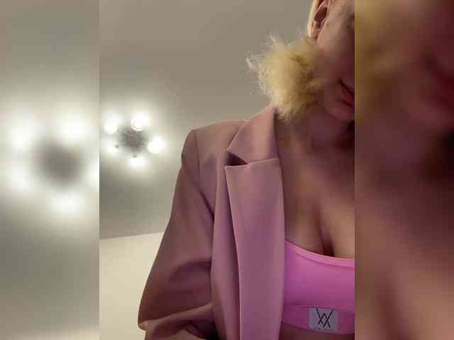 Angelina_1 webcam
