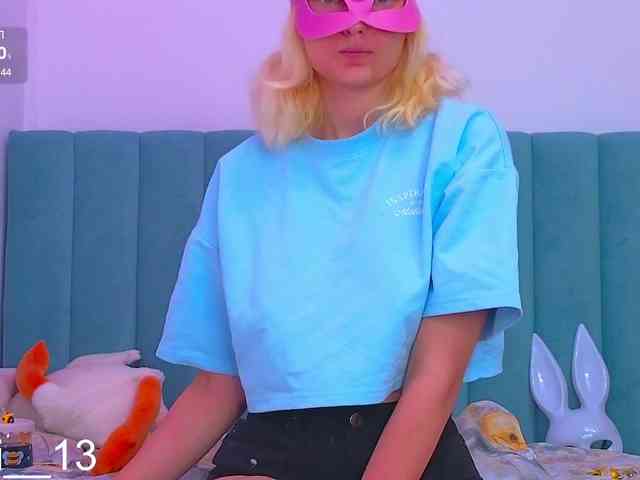 Angelina_1 webcam