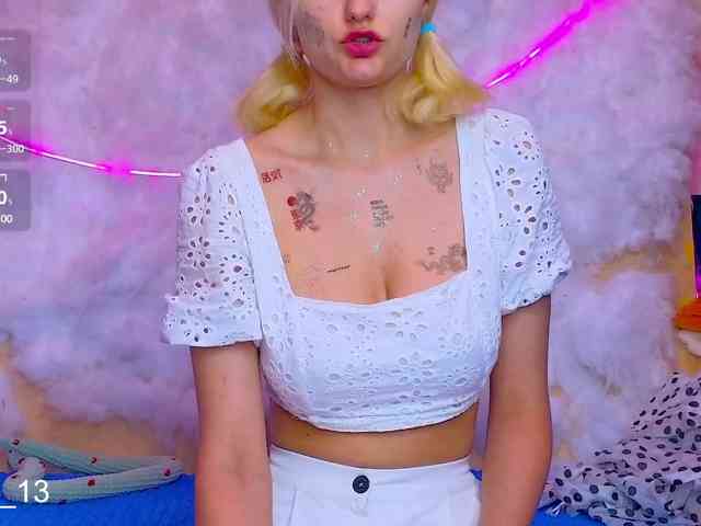 Angelina_1 webcam