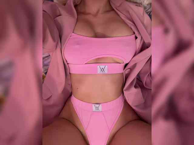 Angelina_1 webcam