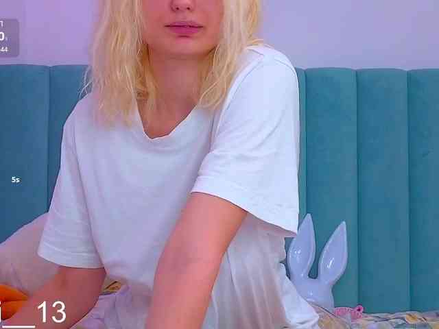 Angelina_1 webcam
