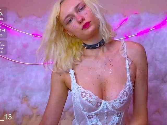 Angelina_1 webcam