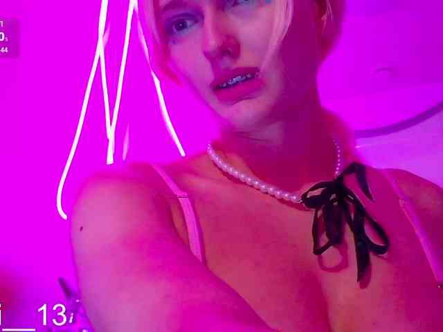 Angelina_1 webcam