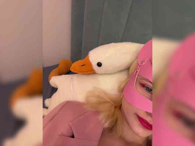 Angelina_1 webcam