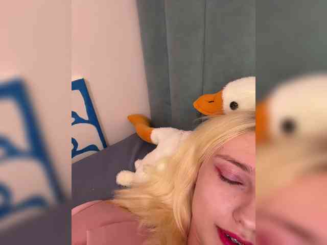 Angelina_1 webcam