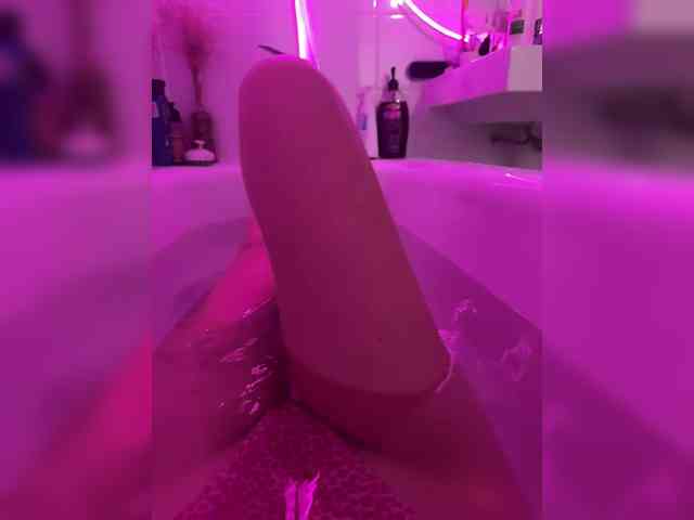 Angelina_1 webcam