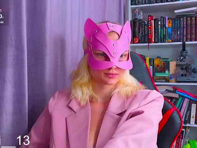 Angelina_1 webcam