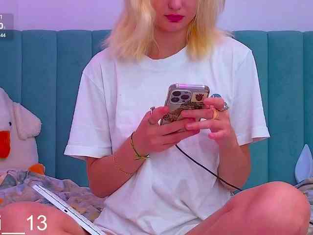 Angelina_1 webcam