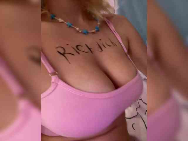 Angelina_1 webcam