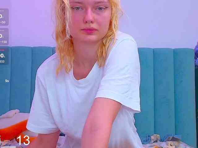 Angelina_1 webcam