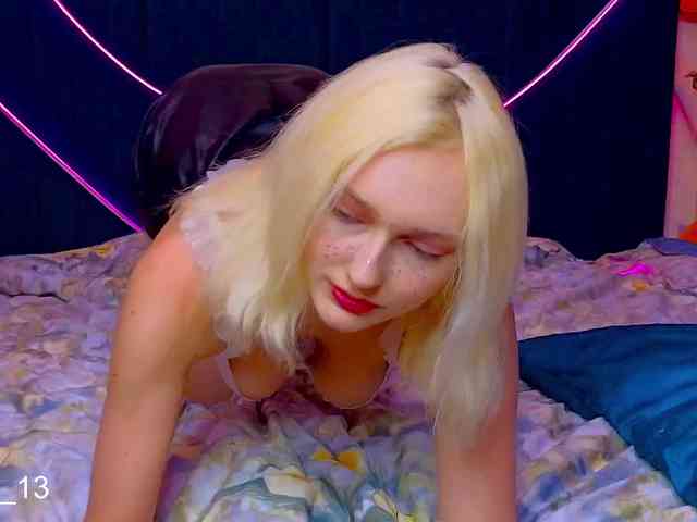 Angelina_1 webcam