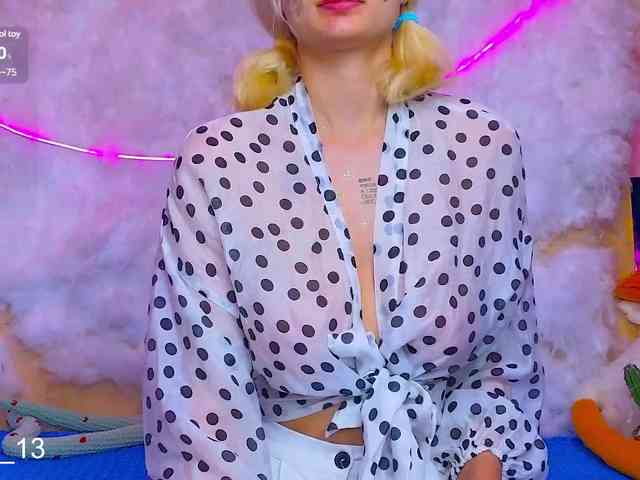 Angelina_1 webcam