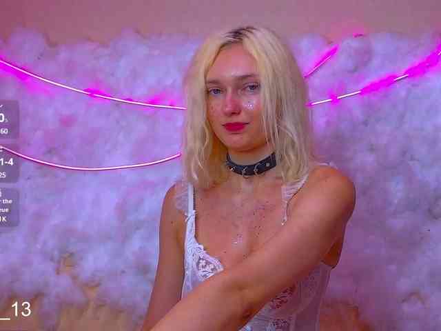 Angelina_1 webcam