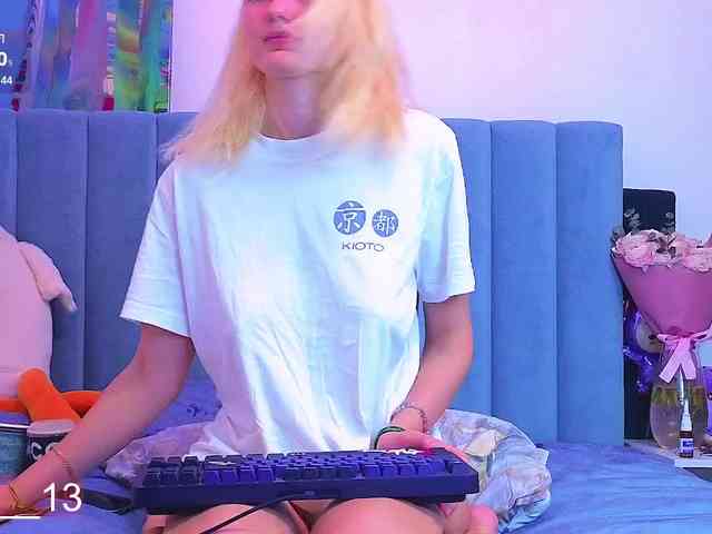 Angelina_1 webcam