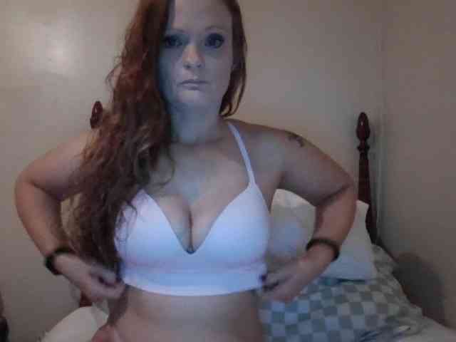 sexiginger23 webcam