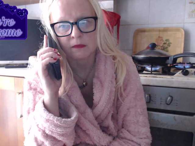 martachatte19's BongaCams show and profile
