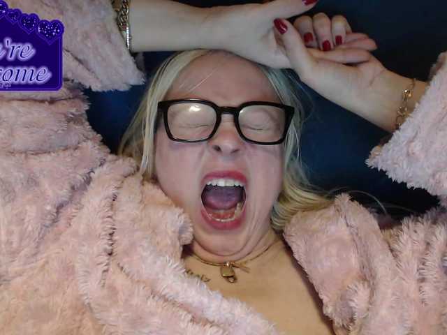 martachatte19's BongaCams show and profile