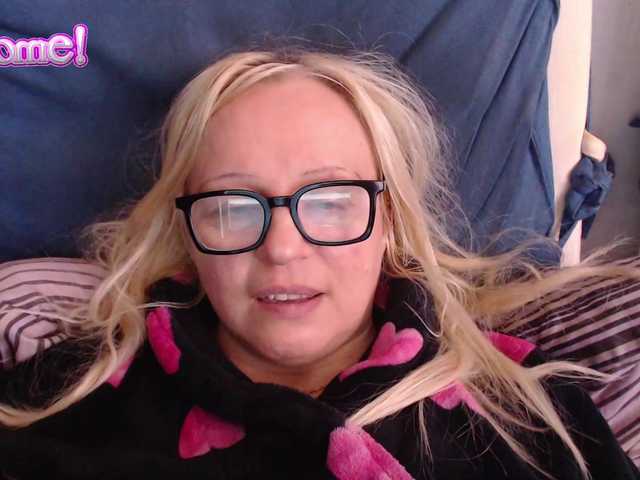 martachatte19's BongaCams show and profile