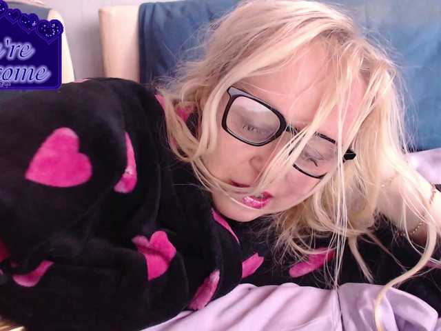 martachatte19's BongaCams show and profile