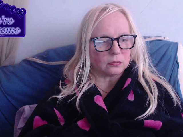 martachatte19 live cam profile