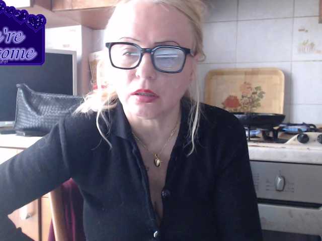 martachatte19's BongaCams show and profile