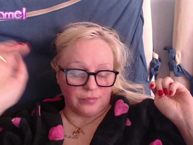 martachatte19's BongaCams show and profile