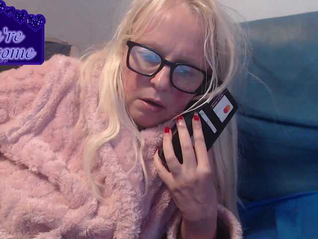 martachatte19's BongaCams show and profile