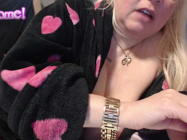 martachatte19's BongaCams show and profile