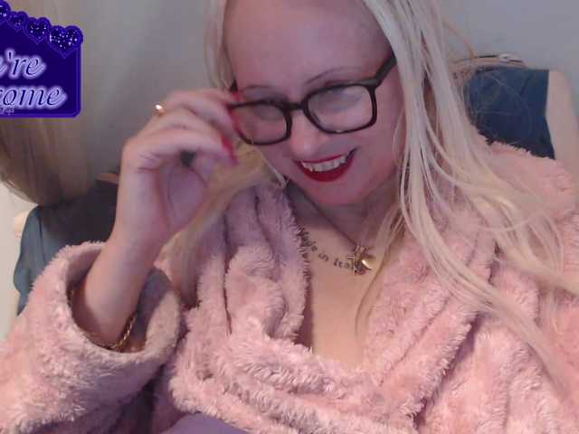 martachatte19's BongaCams show and profile