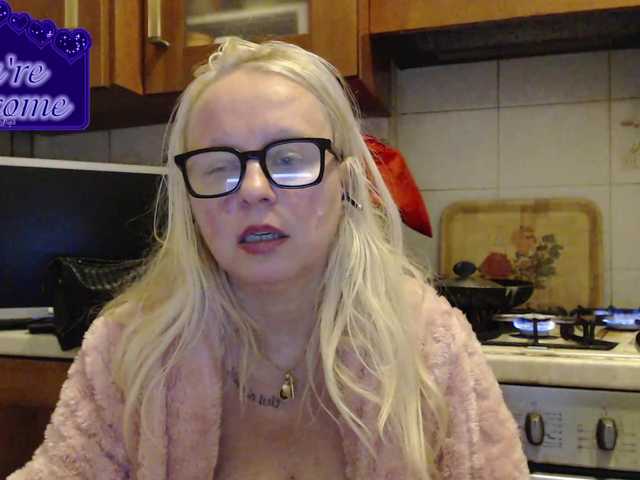 martachatte19's BongaCams show and profile