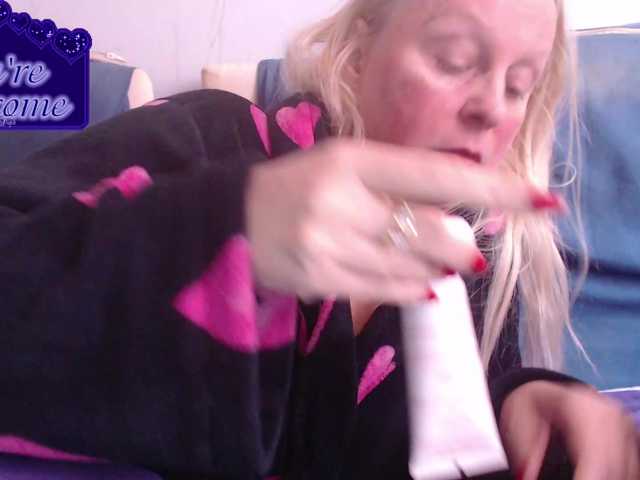 martachatte19's BongaCams show and profile