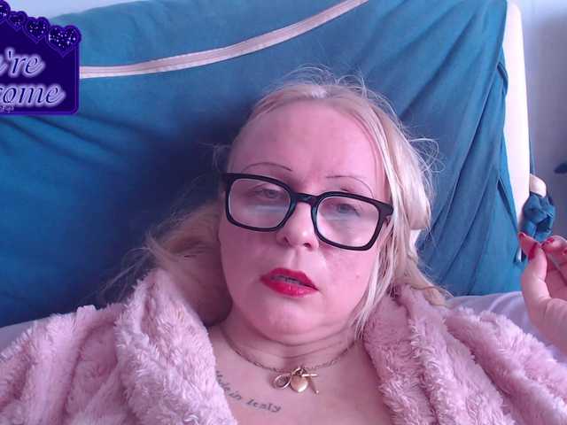 martachatte19 live cam profile