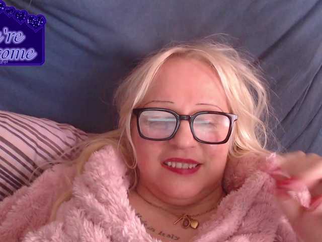 martachatte19's BongaCams show and profile